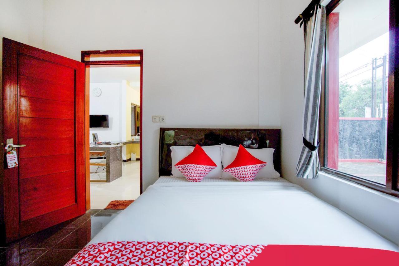 Hotel Oyo 3029 Diamond Cisitu Syariah