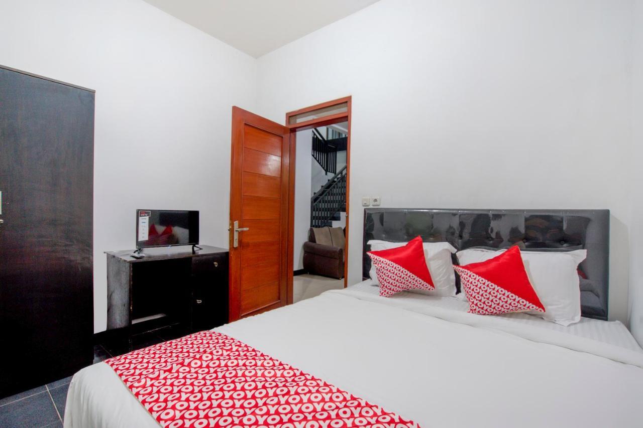 Hotel Oyo 3029 Diamond Cisitu Syariah